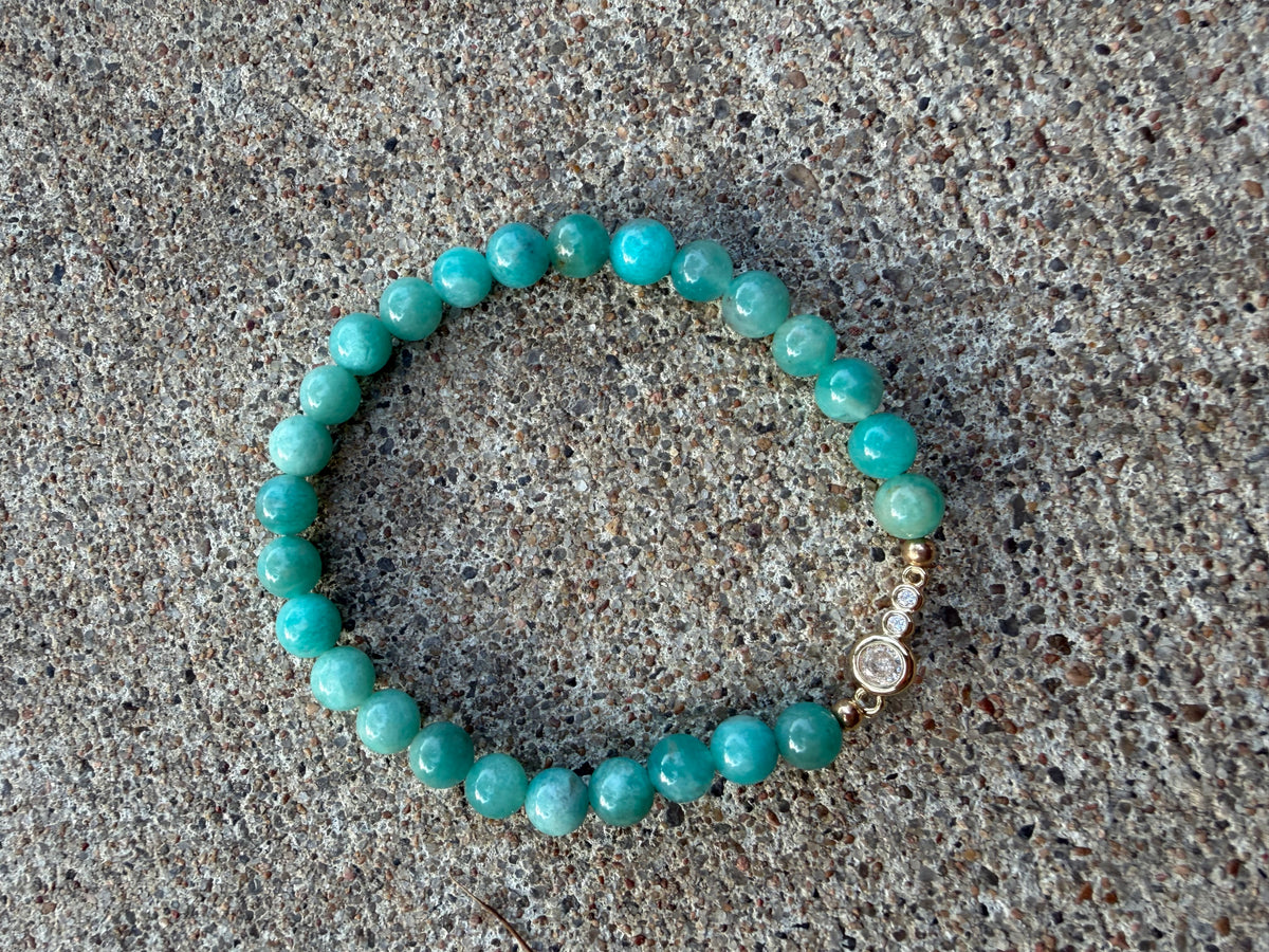 JADE with rhinestone connector